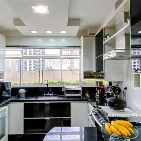 Casa à venda com 3 suítes no condomínio Oiti Residencial, São Paulo - SP