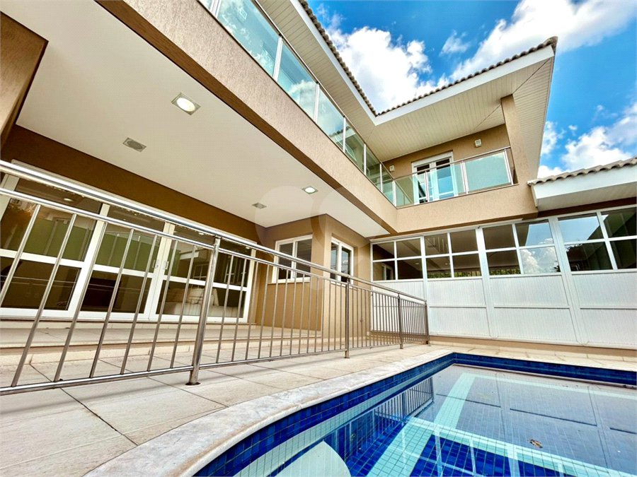 Casa à venda com 4 suítes no condomínio Quinta das Laranjeiras, Jundiaí - SP