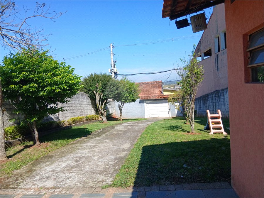 Casa Térrea à venda com 3 quartos, sendo 1 suíte, em Vila Pomar, Mogi das Cruzes, SP