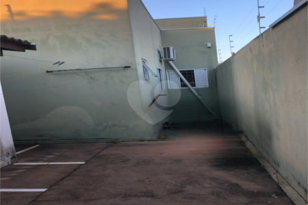 Casa à venda com 2 quartos, sendo 1 suíte, em Parque São Carlos, Três Lagoas, MS