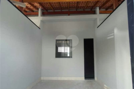 Casa à venda com 2 quartos, sendo 1 suíte, em Parque Residencial Sabiás, Indaiatuba, SP