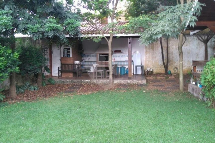 Casa Térrea à venda com 4 suítes em Jardim Floresta, São Paulo, SP