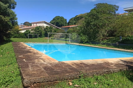 Casa à venda com 4 quartos, sendo 1 suíte, em Vila Santista, Atibaia, SP