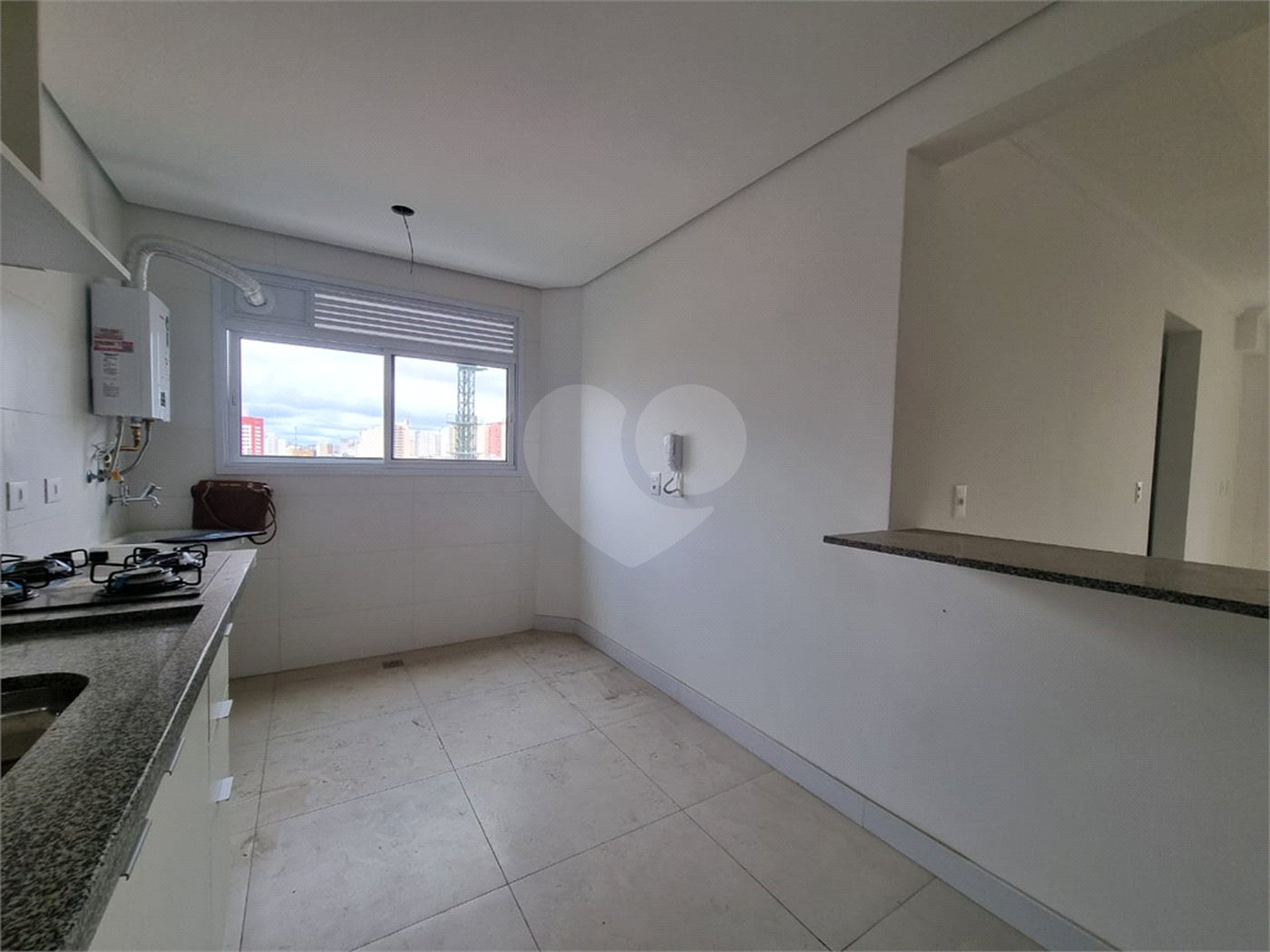 Apartamento à venda com 2 quartos, sendo 1 suíte, no Centro, Sorocaba, SP