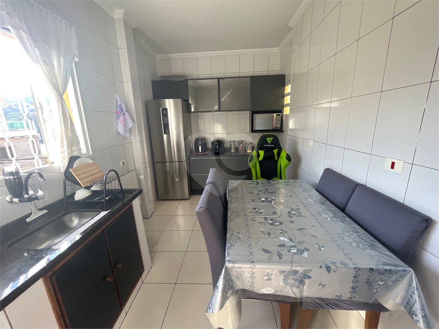 Sobrado à venda com 7 quartos, sendo 1 suíte, em Tremembé, São Paulo, SP