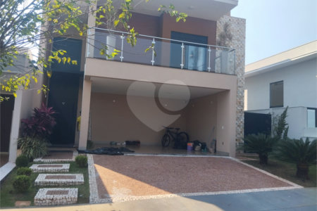 Casa à venda com 3 suítes em Jardim Salto Grande, Araraquara, SP