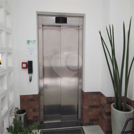 Apartamento para alugar com 2 quartos em Chora Menino, São Paulo, SP