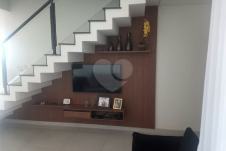 Casa à venda ou para alugar com 3 suítes no condomínio Residencial Viena, Indaiatuba - SP