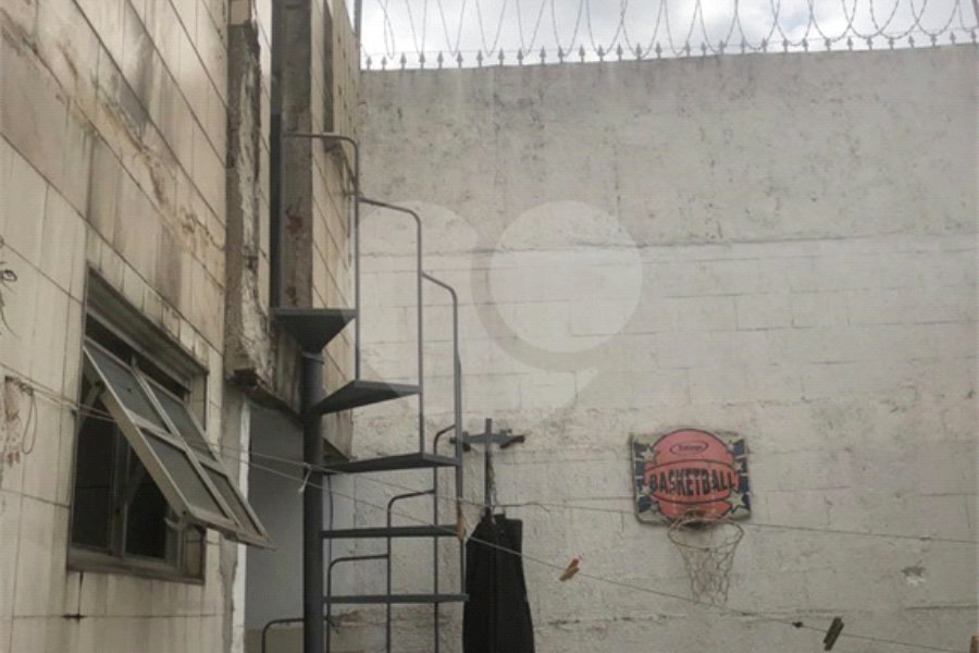 Sobrado à venda com 2 quartos em Artur Alvim, São Paulo, SP
