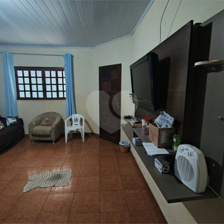 Casa à venda com 3 quartos em Jardim Vieira de Moraes, Itapetininga, SP