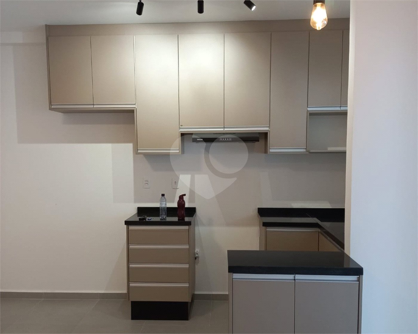 Apartamento à venda com 2 quartos, sendo 1 suíte, em Parque Campolim, Sorocaba, SP