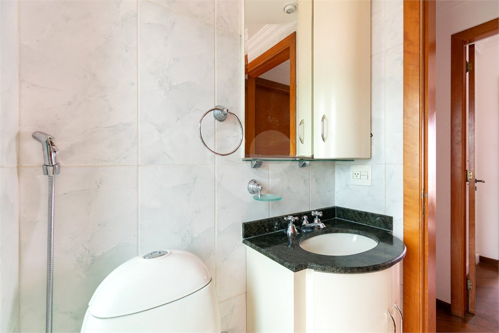 Apartamento à venda com 4 quartos, sendo 1 suíte, em Saúde, São Paulo, SP
