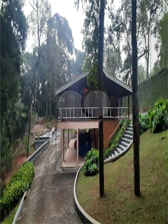 Casa Térrea à venda com 3 quartos, sendo 1 suíte, em Roseira, Mairiporã, SP