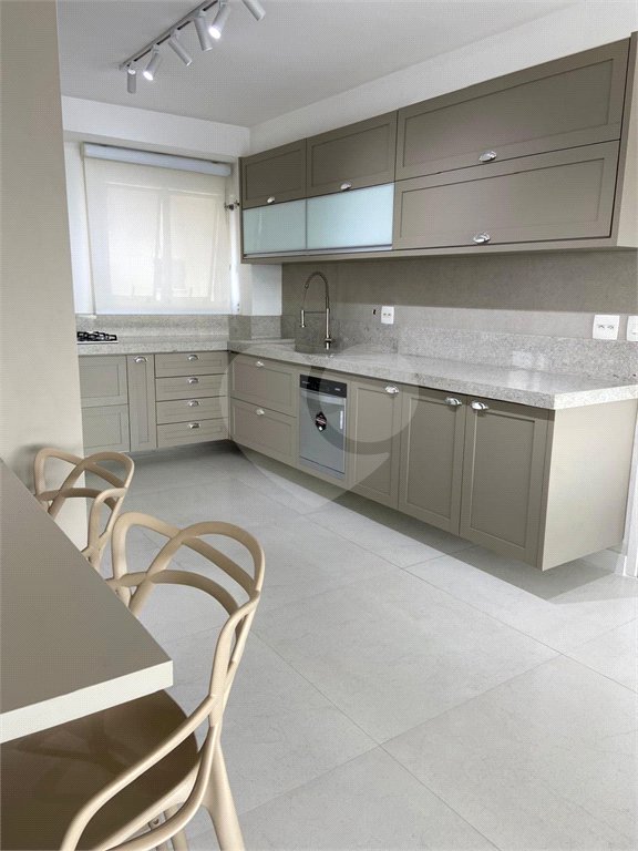 Apartamento à venda com 3 suítes no Centro, Santo André, SP