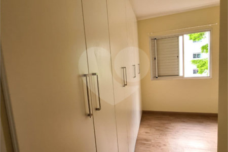 Apartamento à venda com 3 quartos, sendo 1 suíte,  em Alto da Boa Vista, São Paulo, SP