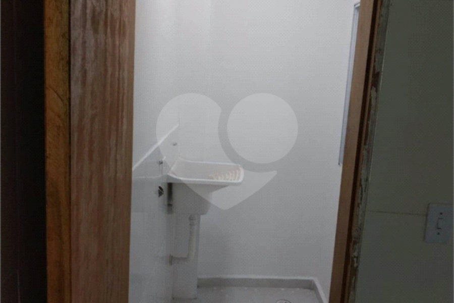 Casa à venda com 3 suítes no condomínio Severino Coelho, São Paulo - SP