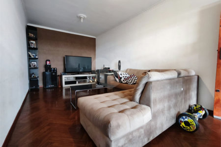 Sobrado à venda com 2 quartos em Jardim Emília, Sorocaba, SP