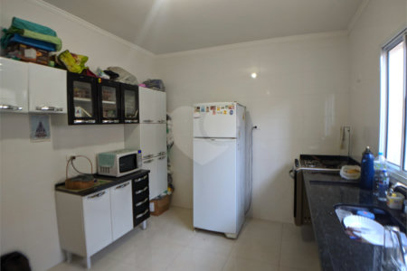 Sobrado à venda com 3 quartos, sendo 1 suíte, em Vila Mazzei, São Paulo, SP