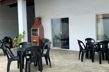 Casa à venda com 3 quartos, sendo 1 suíte, em Vila Vilma (mailasqui), São Roque, SP