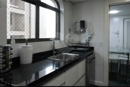 Apartamento à venda com 4 suítes em Santana, São Paulo, SP