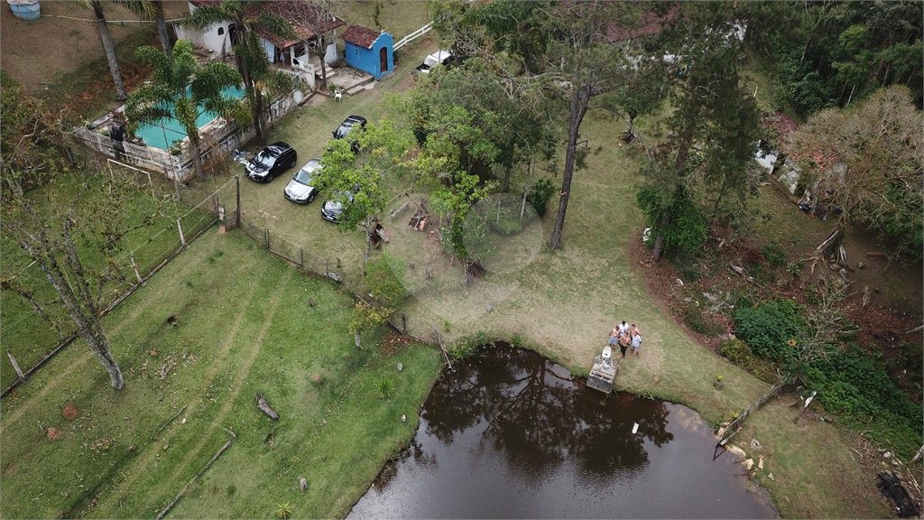 Sítio à venda com 2 quartos, sendo 1 suíte, no Centro, Salesópolis, SP