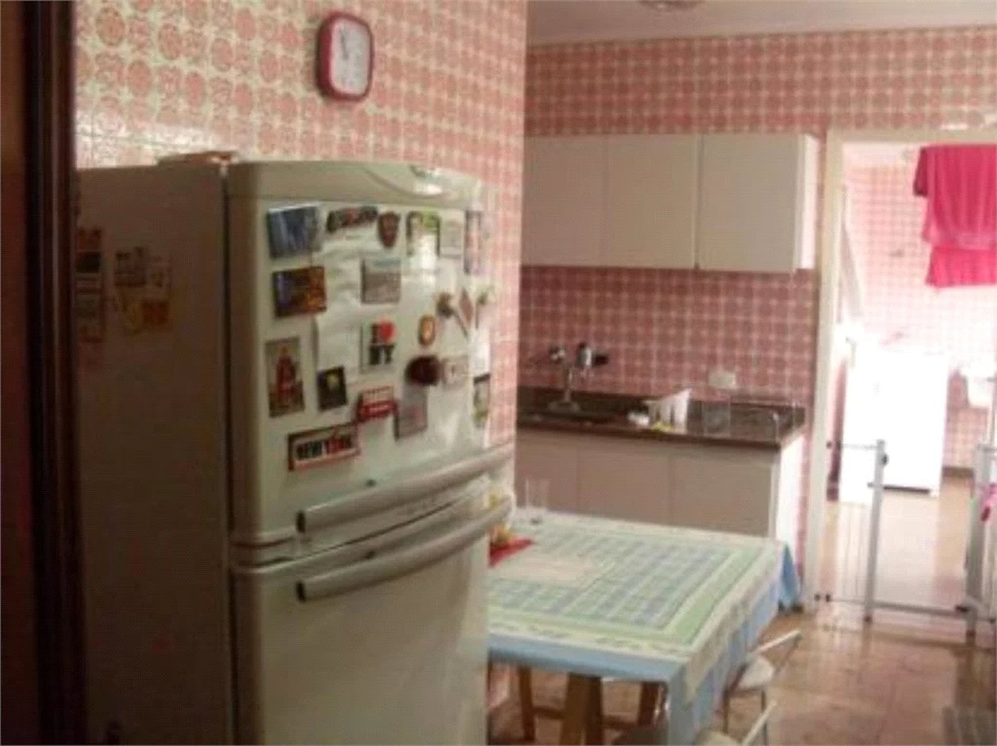 Apartamento à venda com 3 quartos, sendo 1 suíte,  em Pinheiros, São Paulo, SP