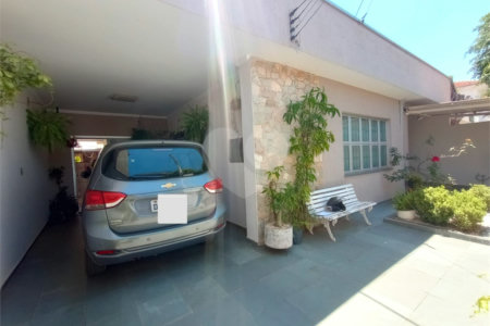 Casa à venda com 3 quartos no Centro, Itapetininga, SP