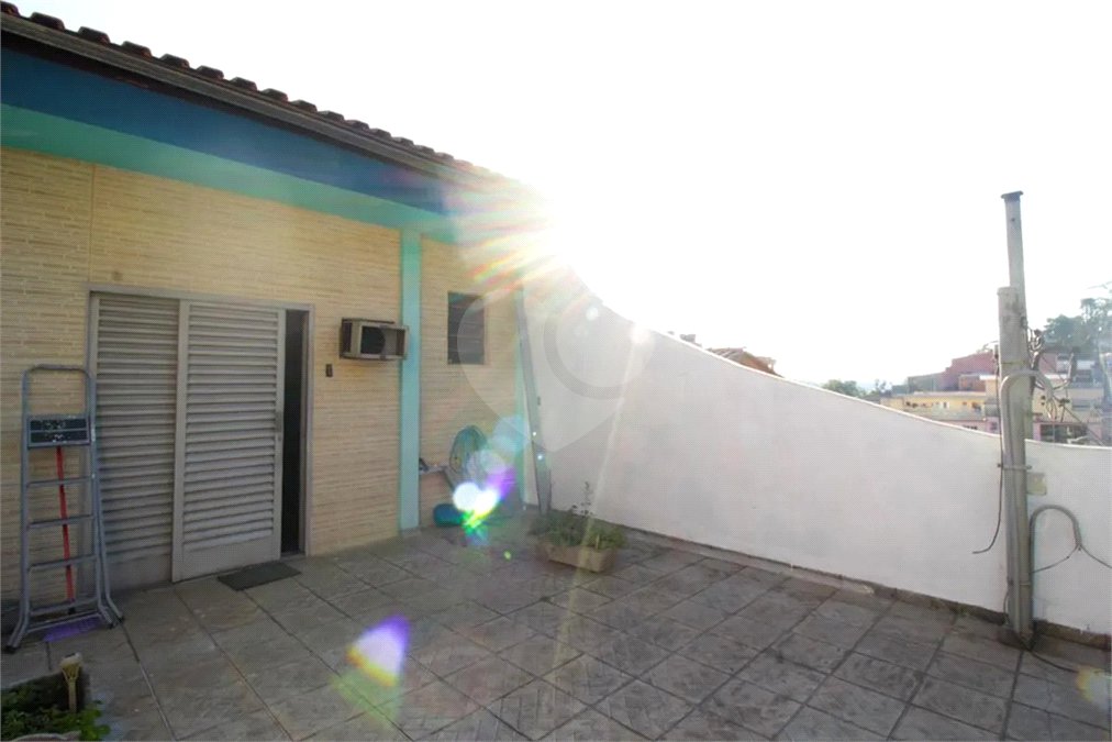Sobrado para alugar com 3 quartos, sendo 2 suítes, em Jaraguá, São Paulo, SP