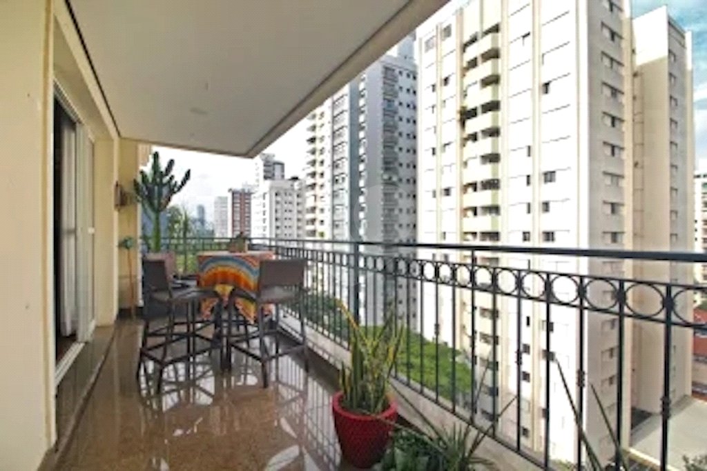 Apartamento à venda com 3 suítes em Brooklin Novo, São Paulo, SP
