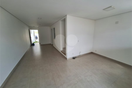 Casa à venda com 3 quartos, sendo 1 suíte, no condomínio Villagio Montalcino, Vinhedo - SP
