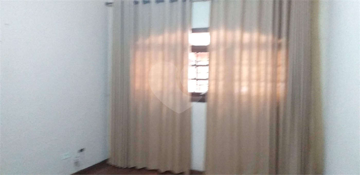 Sobrado à venda com 3 quartos, sendo 1 suíte, em Tremembé, São Paulo, SP