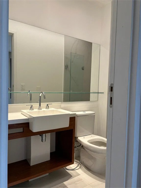 Apartamento à venda com 2 quartos, sendo 1 suíte, em Jardim das Acácias, São Paulo, SP