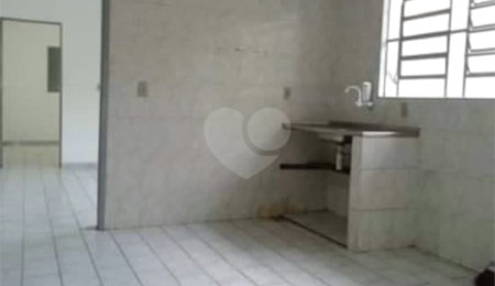 Casa à venda com 2 quartos em Jardim Castanheira, São José dos Campos, SP