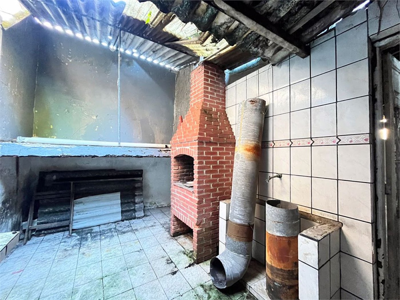 Galpão para alugar, 274 m² por R$ 10.000,02 - Vila Matias - Santos/SP