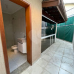 Casa para alugar com 3 suítes no condomínio Bosque de Grevilea, Vinhedo - SP