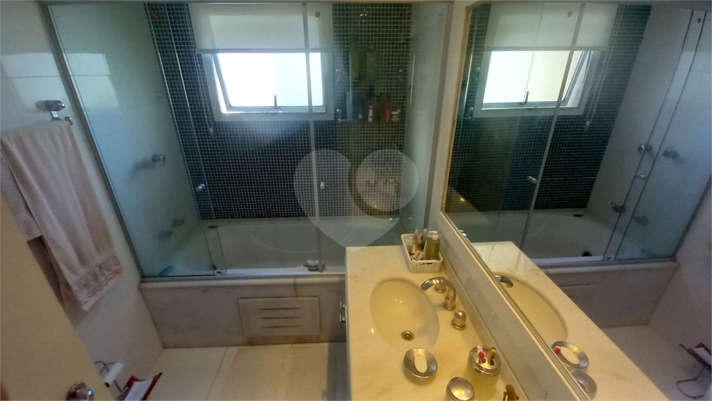 Apartamento à venda com 4 quartos, sendo 3 suítes,  em Santana, São Paulo, SP