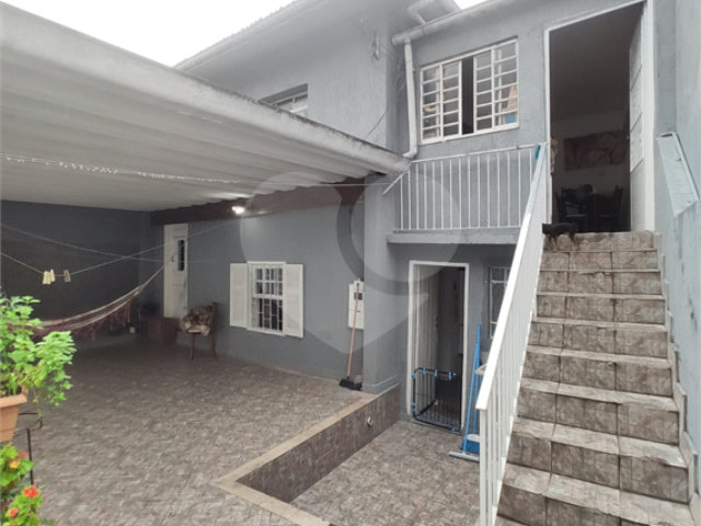 Sobrado à venda com 3 quartos em Parada Inglesa, São Paulo, SP