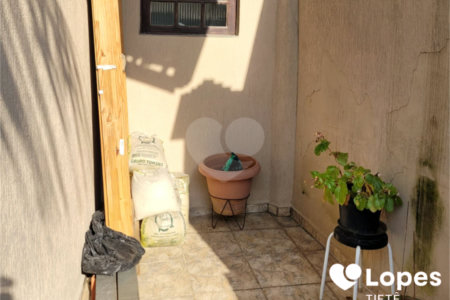 Sobrado à venda com 3 quartos, sendo 1 suíte, em Jardim Pinheiros, São Paulo, SP