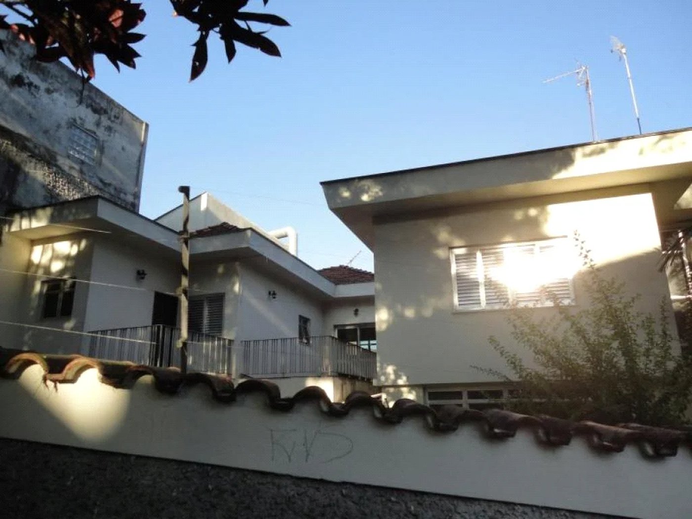 Casa à venda com 4 quartos, sendo 2 suítes, em Jardim Bonfiglioli, São Paulo, SP