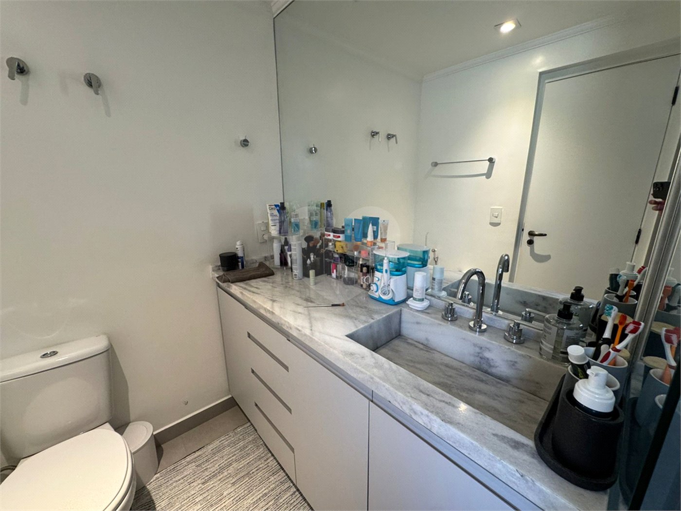 Apartamento à venda com 3 suítes em Indianópolis, São Paulo, SP