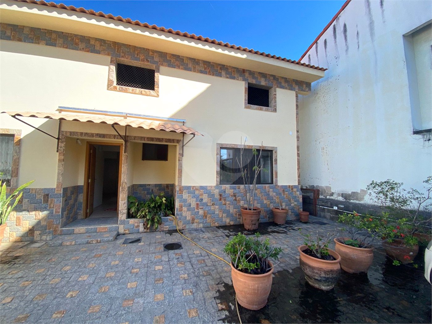 Casa à venda com 2 quartos, sendo 1 suíte, em Campo Grande, Rio de Janeiro, RJ