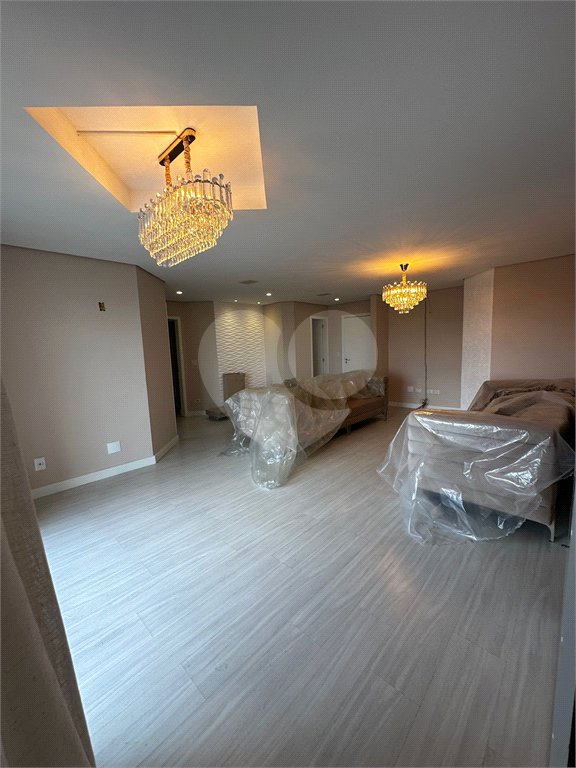 Apartamento à venda com 4 quartos, sendo 1 suíte, em Anchieta, São Bernardo do Campo, SP