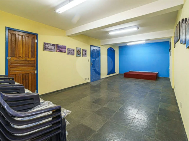 Sobrado à venda com 3 quartos em Jardim Prudência, São Paulo, SP