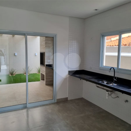 Sobrado à venda com 2 quartos, sendo 1 suíte, em Arujamérica, Arujá, SP