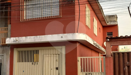Sobrado à venda com 3 quartos, sendo 2 suítes,  no Brasilândia, São Paulo, SP