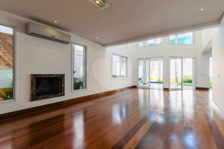 Casa à venda com 4 suítes no condomínio Vila Alba, São Paulo - SP