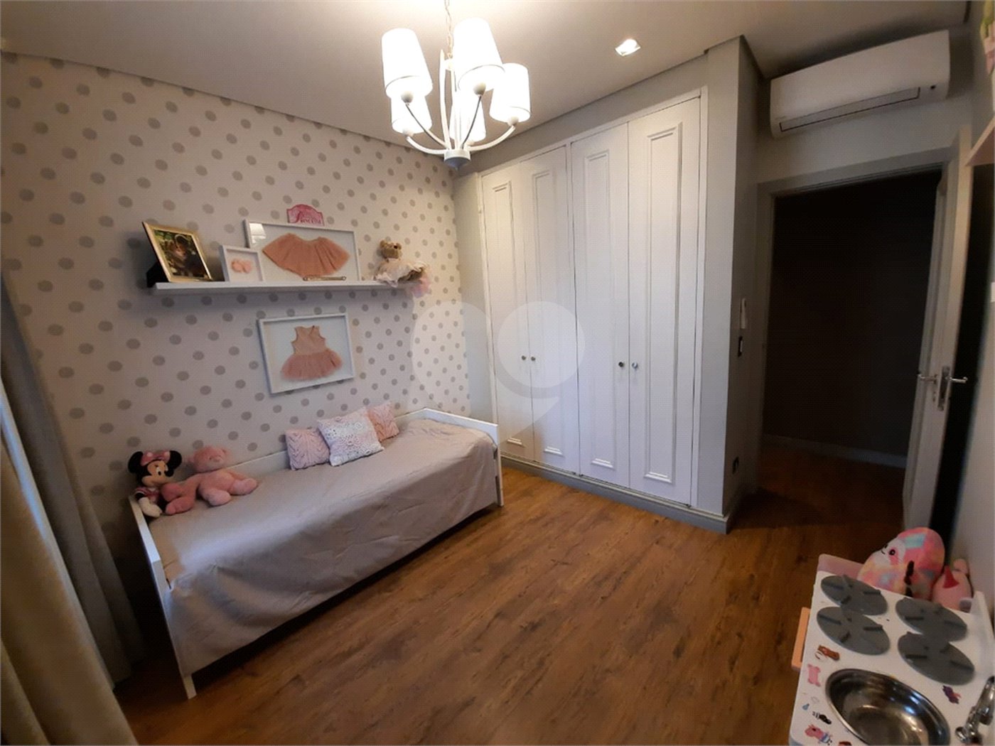 Apartamento de 257m² a venda em Moema, reformado, 4 dorms, 3 suítes, fora de rota,, 4 vagas
