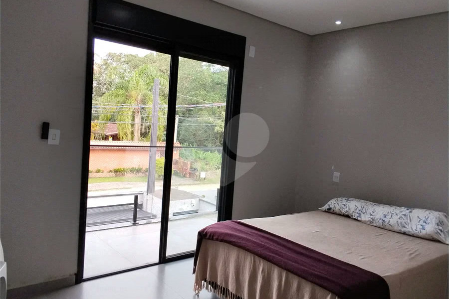 Casa à venda com 4 suítes em São Lourenço, Bertioga, SP
