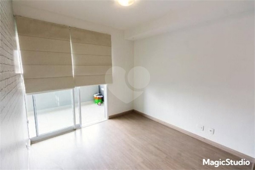 Apartamento com 66m², 2 dormitórios, 1 vaga de garagem, à venda na Barra Funda.