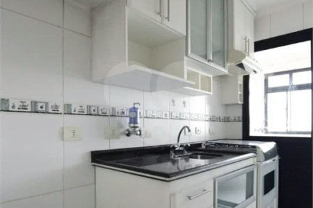 VENDA Apartamento de 55 m² | 2 dormitórios | Varanda | 1 Vaga Coberta – Bem Localizado - Mooca